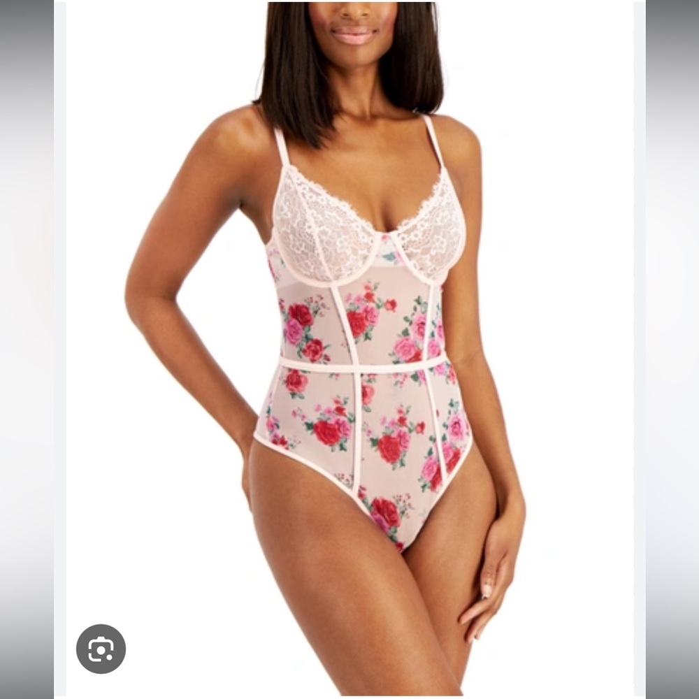 I.N.C. INTERNATIONAL CONCEPTS
Women's Floral Lace Lingerie Bodysuit - Size Large